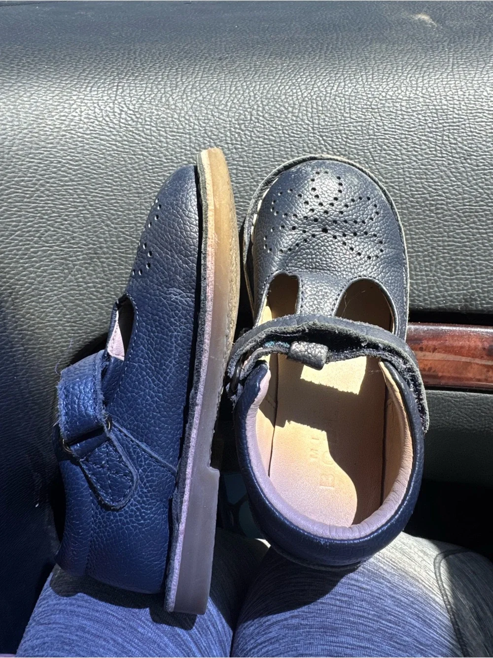 Mini Boden Navy Leather Mary Jane Shoes size 8.5 (eu) 25 toddler